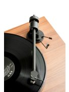 Pro-Ject E1 lemezjátszó + Sennheiser Bluetooth adó /dió/