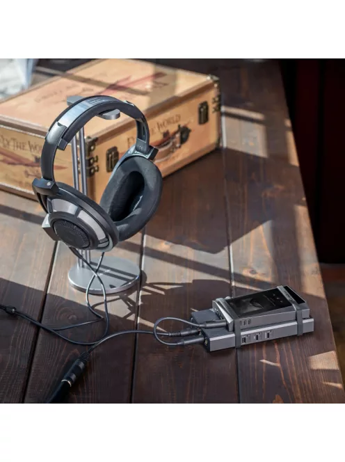 Astell&Kern AK PA10 - hordozható fejhallgató-erősítő