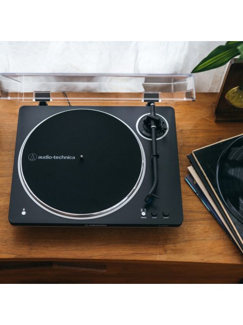 Audio-Technica LP70XBTBS - automata lemezjátszó szíjhatással és Bluetooth kapcsolattal /fekete-ezüst/