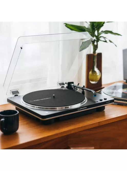 Audio-Technica LP70XBTBS - automata lemezjátszó szíjhajtással és Bluetooth kapcsolattal /fekete-ezüst/