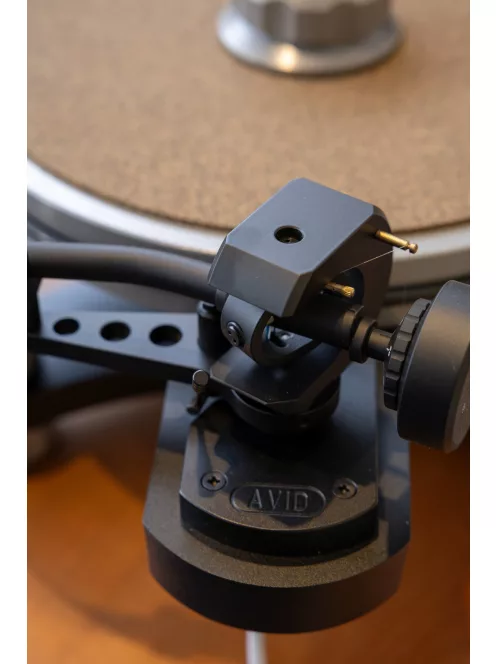 AVID Volvere analóg lemezjátszó + Pro-Ject EVO AS 9" hangkar + Pro-Ject Pick it MC9 Balanced hangszedő