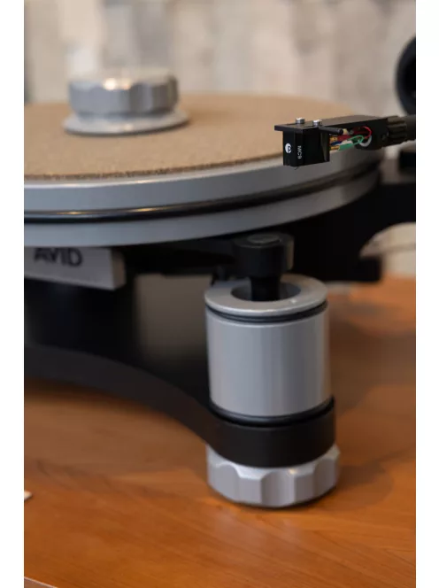 AVID Volvere analóg lemezjátszó + Pro-Ject EVO AS 9" hangkar + Pro-Ject Pick it MC9 Balanced hangszedő