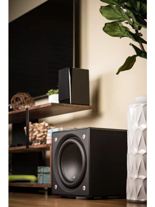 JL AUDIO E112 aktív mélysugárzó /matt fekete/