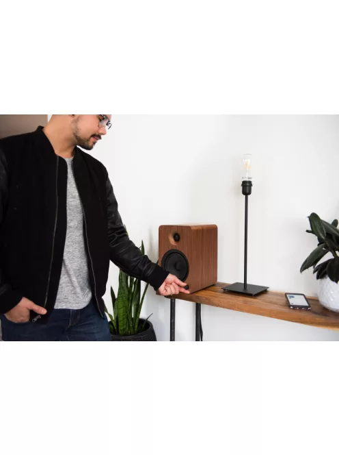 Kanto Audio YU6 Aktív Bluetooth hangfal /Dió/