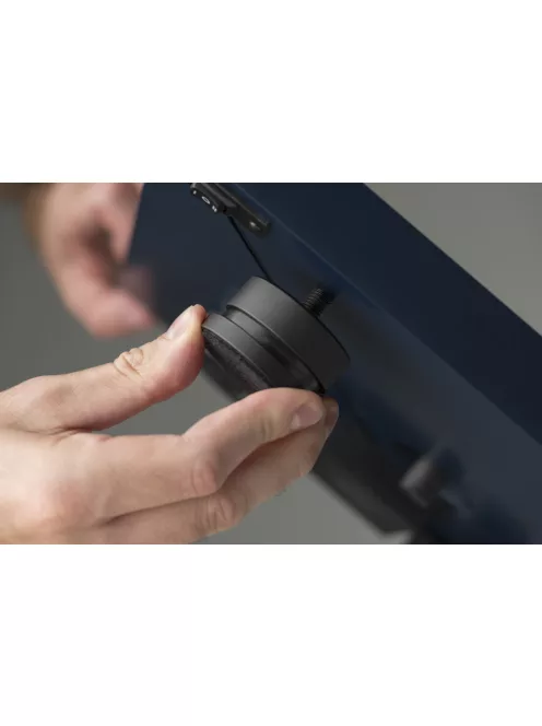 Pro-Ject Debut Carbon EVO lemezjátszó /Ortofon 2M-Red/ , szatén fekete