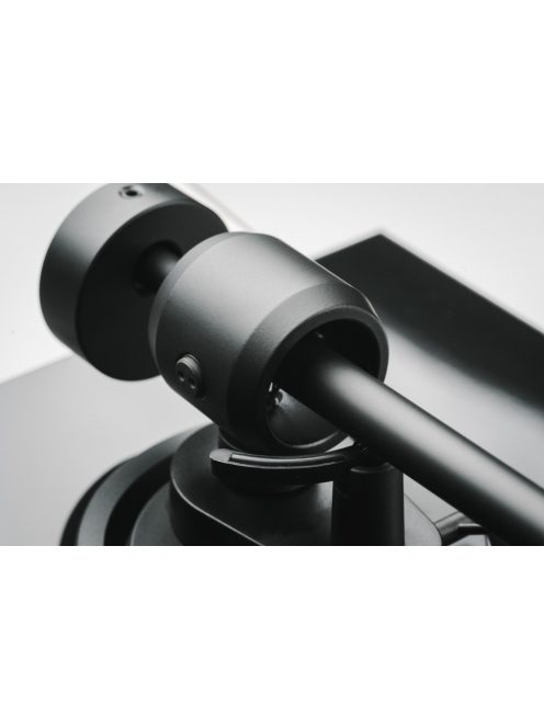 Pro-Ject E1.2 - Plug & Play lemezjátszó /lakk fehér/