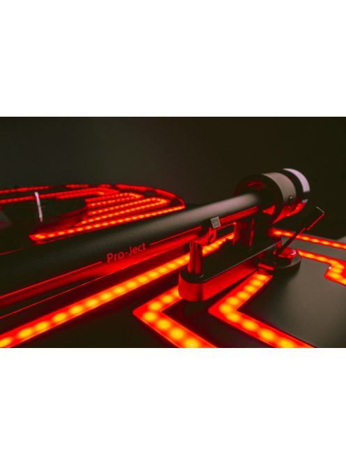 Pro-Ject Elvis Limited Edition - lemezjátszó Sumiko Rainier hangszedővel