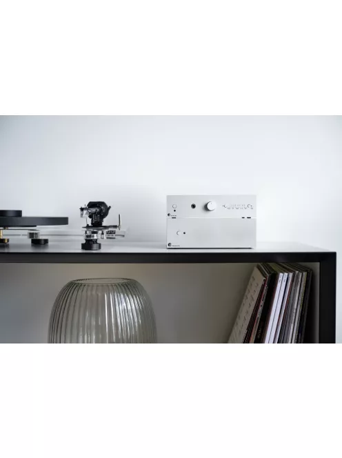 Pro-Ject Pre Box S3 - All-In-One vezérlőközpont /ezüst/