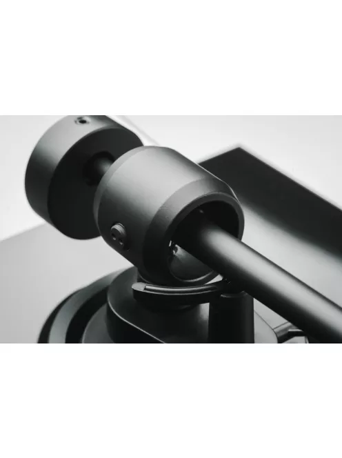 Pro-Ject E1.2 Phono - Plug & Play lemezjátszó /lakk fehér/