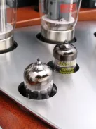 Unison Research Performance highend erősítő mahagony színben